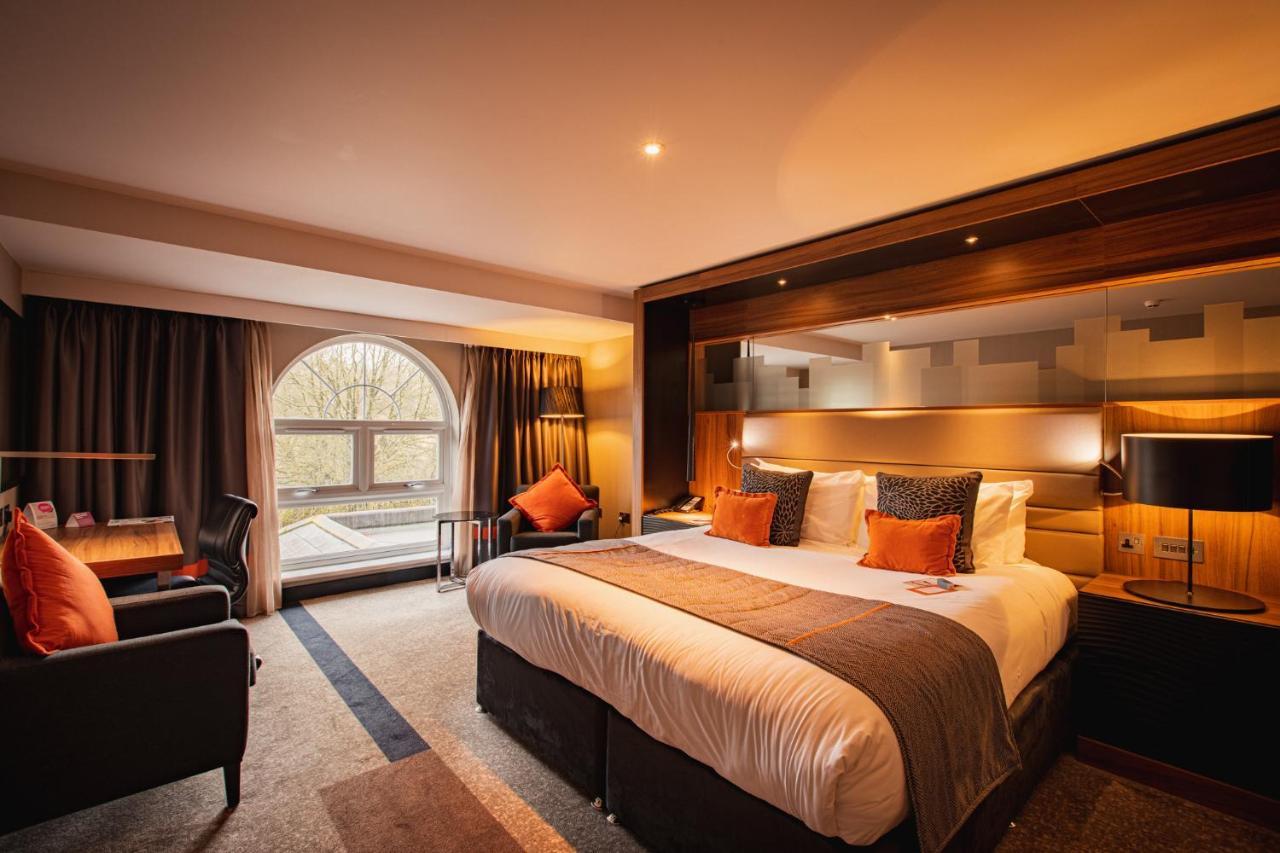 Отель Crowne Plaza Gerrards Cross By Ihg Биконсфилд Экстерьер фото