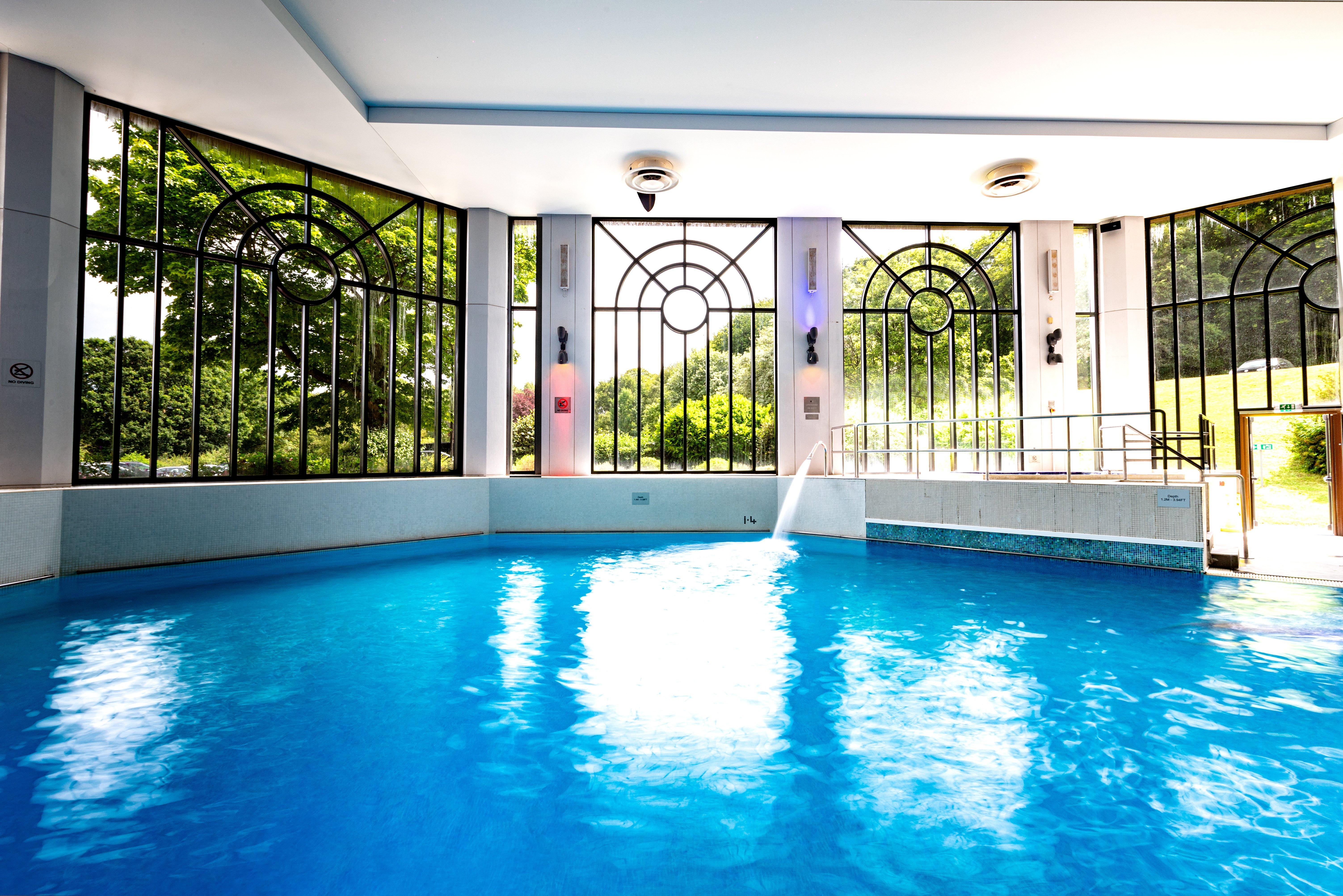 Отель Crowne Plaza Gerrards Cross By Ihg Биконсфилд Экстерьер фото