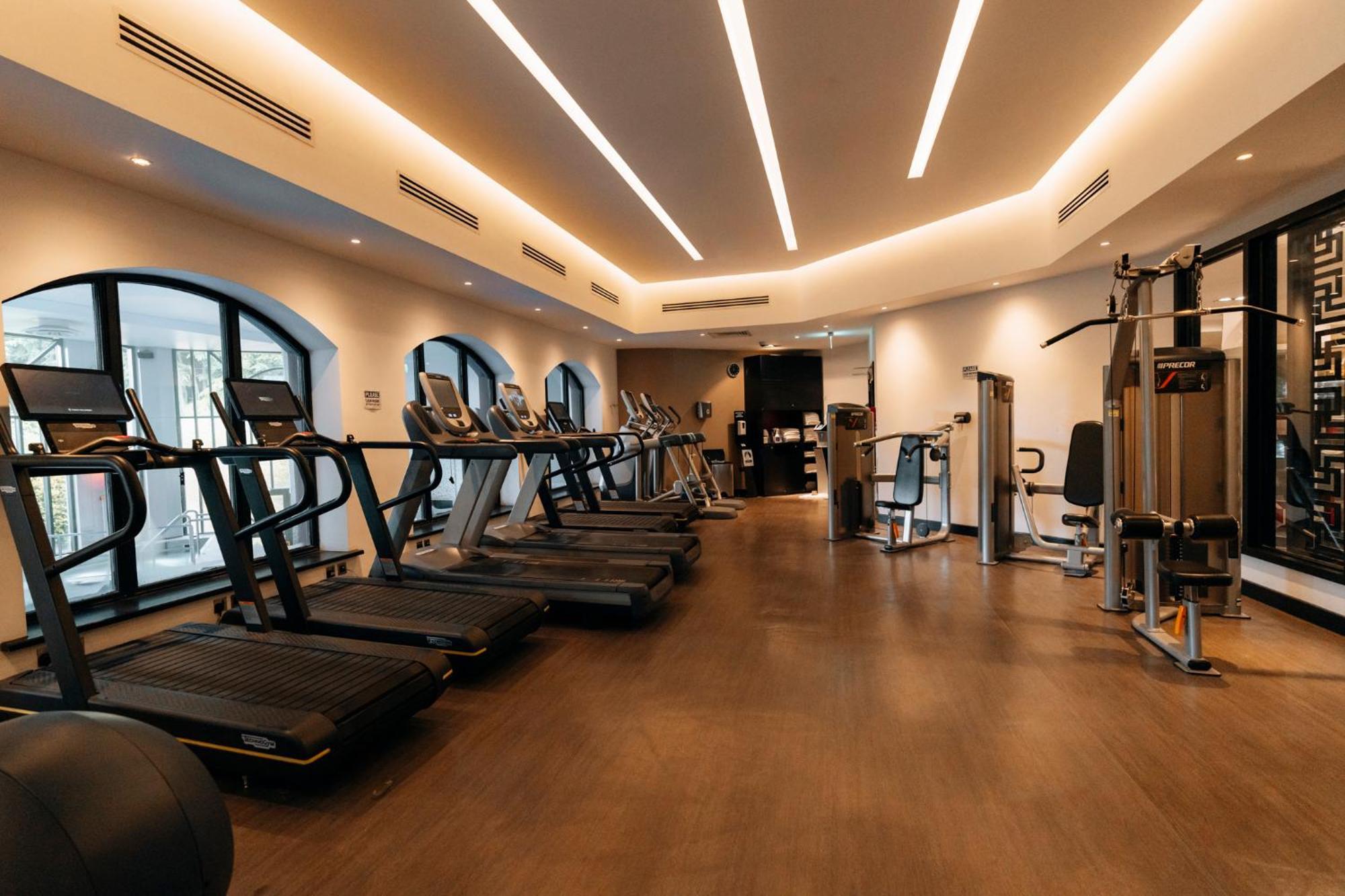 Отель Crowne Plaza Gerrards Cross By Ihg Биконсфилд Экстерьер фото