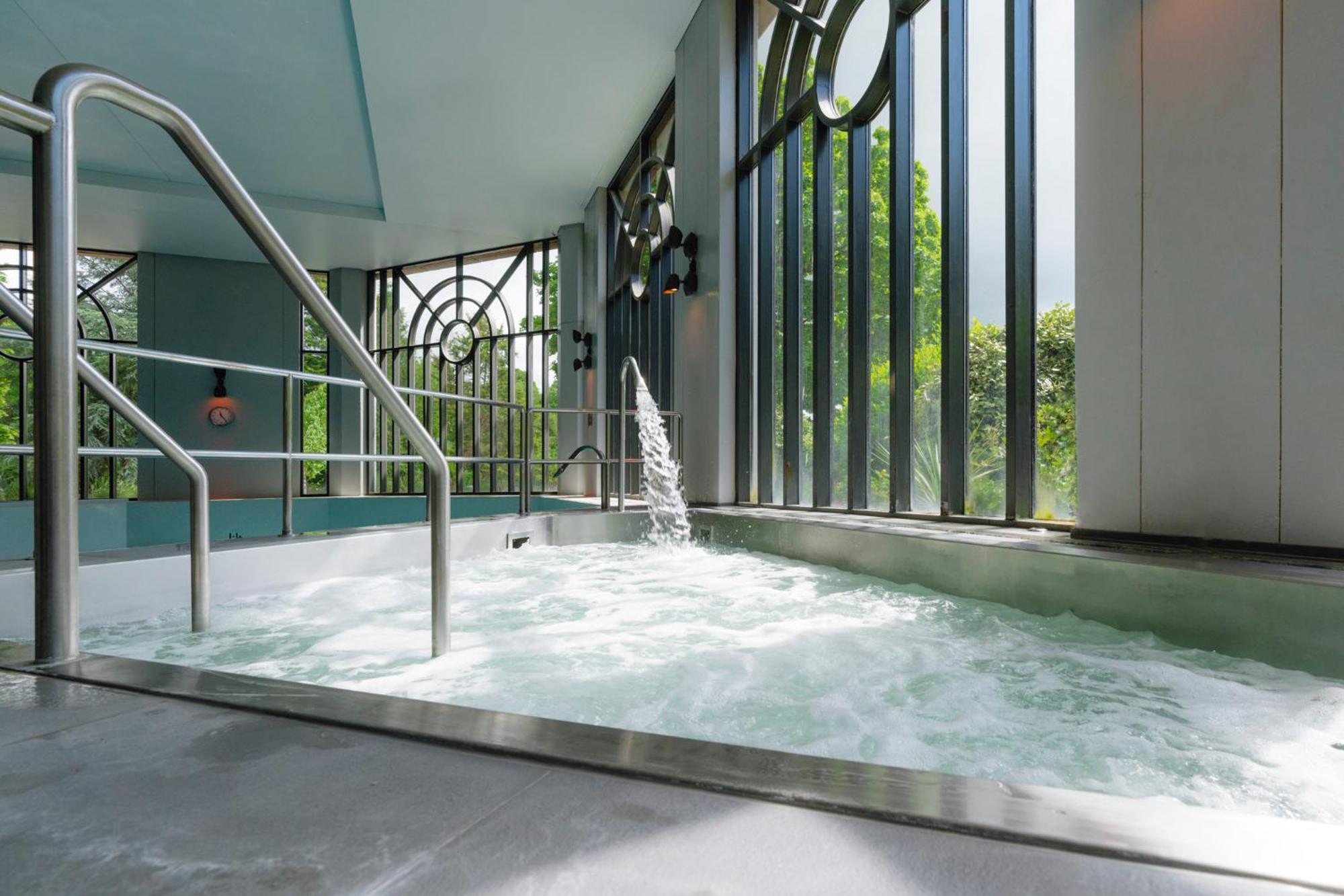 Отель Crowne Plaza Gerrards Cross By Ihg Биконсфилд Экстерьер фото