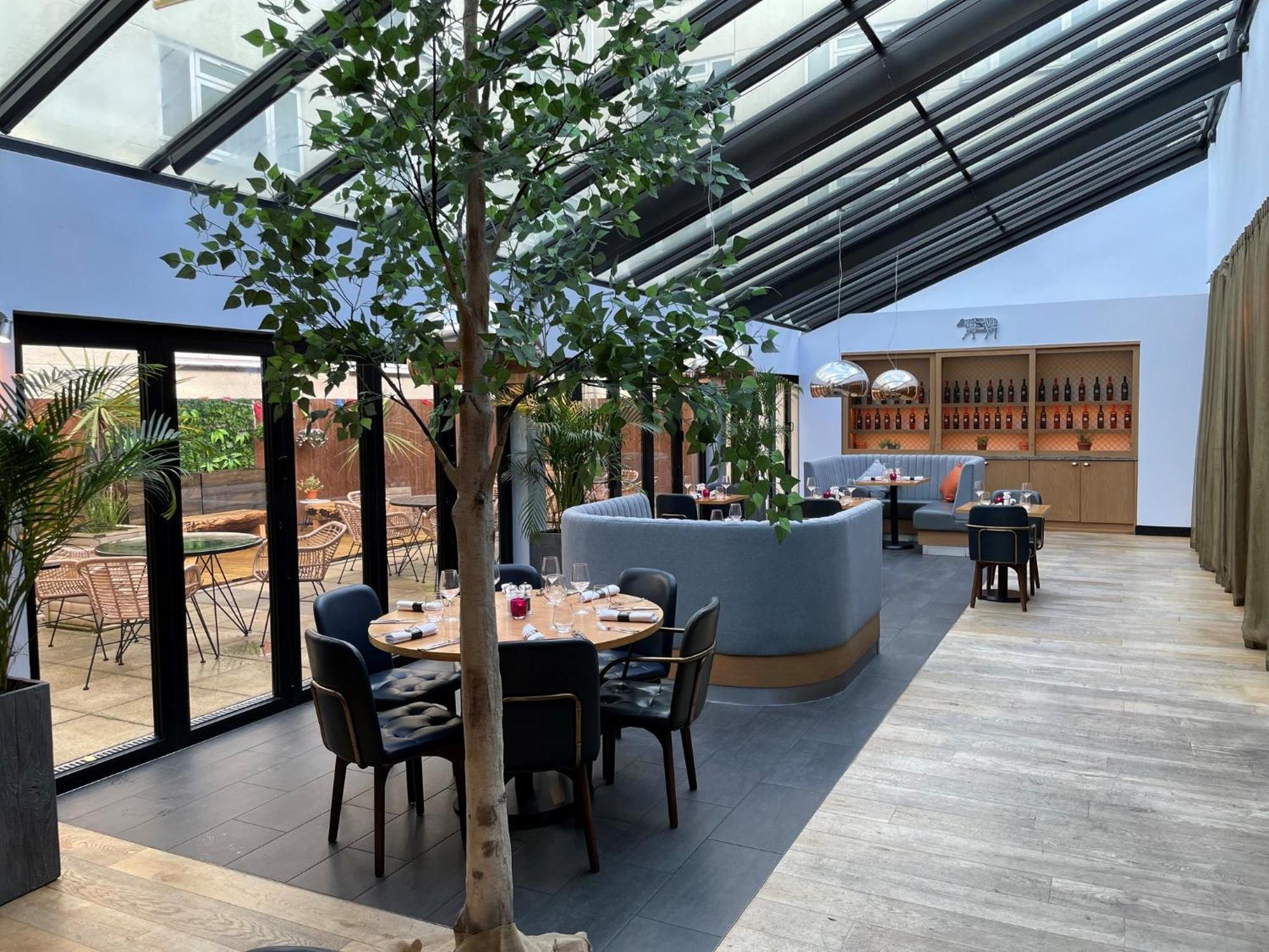 Отель Crowne Plaza Gerrards Cross By Ihg Биконсфилд Экстерьер фото