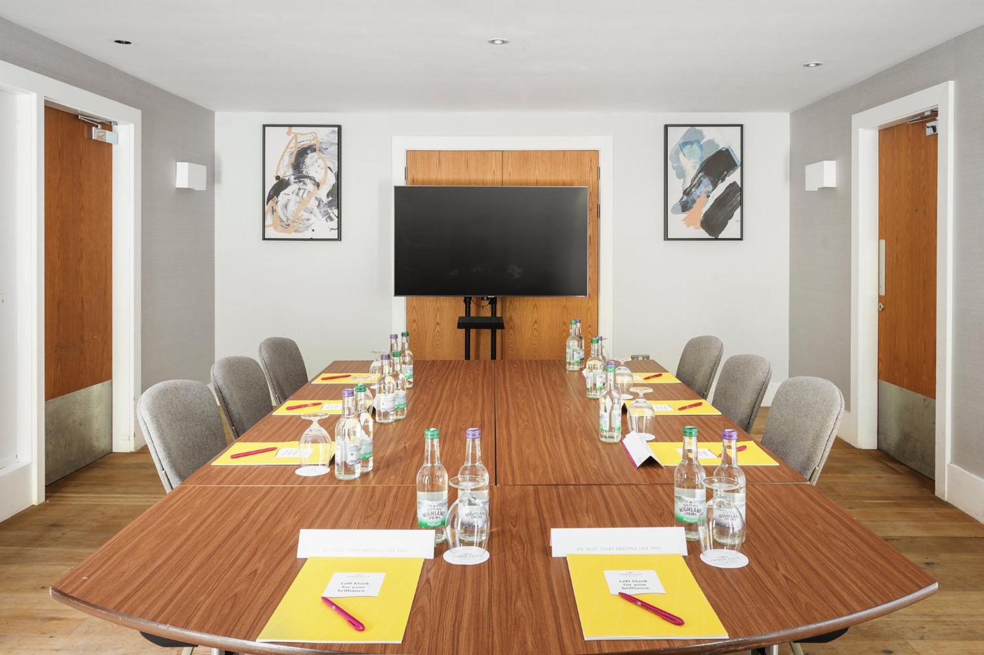 Отель Crowne Plaza Gerrards Cross By Ihg Биконсфилд Экстерьер фото